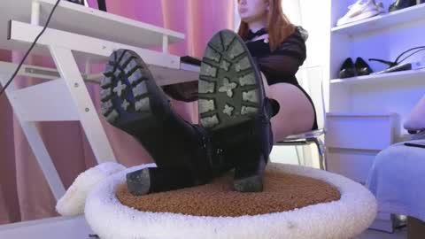 Snapshot of cruel_siren chatting on November 2025 09:59:02 AM Cruel Siren online show from November 2025 09:59:02 AM