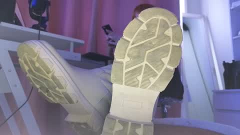 Snapshot of cruel_siren chatting on November 2025 11:44:01 AM Cruel Siren online show from November 2025 11:44:01 AM