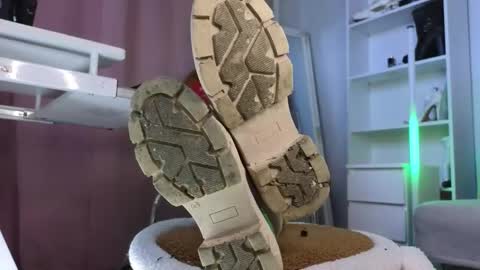 Snapshot of cruel_siren chatting on December 2025 09:56:01 PM Cruel Siren online show from December 2025 09:56:01 PM