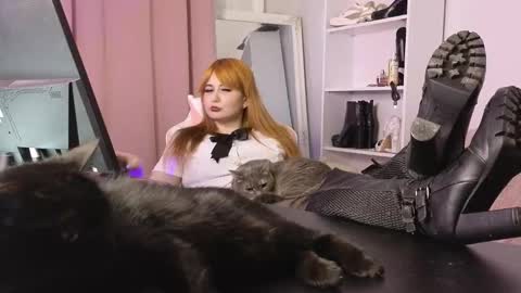 Snapshot of cruel_siren chatting on January 2026 07:03:01 AM Cruel Siren online show from January 2026 07:03:01 AM