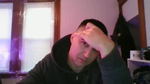 Snapshot of crush380 chatting on December 2024 08:18:01 PM Crush380 online show from December 2024 08:18:01 PM