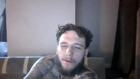 Snapshot of cruz815 chatting on February 2026 10:22:01 PM cruz815 online show from February 2026 10:22:01 PM