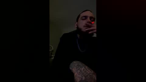 Snapshot of cruz815 chatting on March 2026 01:33:02 AM cruz815 online show from March 2026 01:33:02 AM