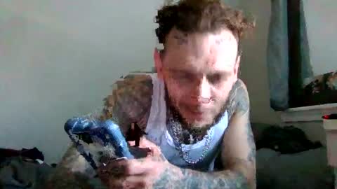 Snapshot of cruz815 chatting on April 2026 07:56:02 PM cruz815 online show from April 2026 07:56:02 PM