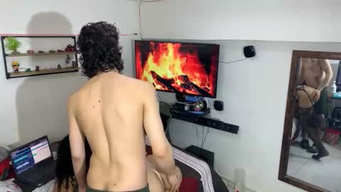 Snapshot of crystal5358 chatting on December 2025 07:12:01 AM crystal5358 online show from December 2025 07:12:01 AM