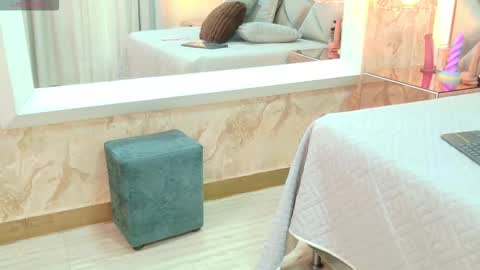 crystal_gilton online show from January 2026 07:08:02 PM