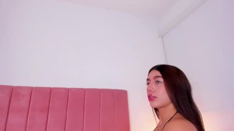 Snapshot of crystal_hartx chatting on February 2026 06:46:01 AM Crystal online show from February 2026 06:46:01 AM