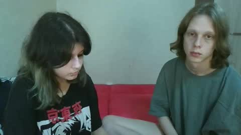 Crystal and Marcl online show from September 2025 08:24:01 PM