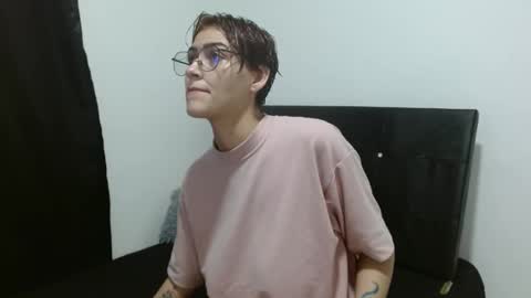 Crystal Blaze online show from February 2025 02:50:02 AM