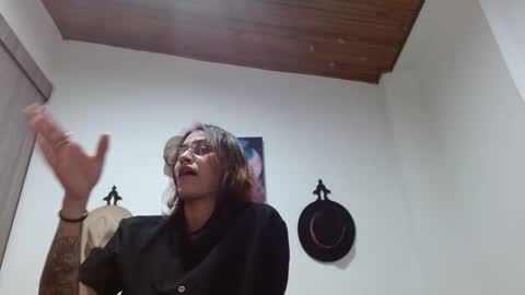 Crystal Blaze online show from February 2026 11:01:01 PM