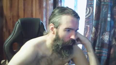Snapshot of crystal_vibe chatting on August 2026 10:35:02 AM Crystallax online show from August 2026 10:35:02 AM