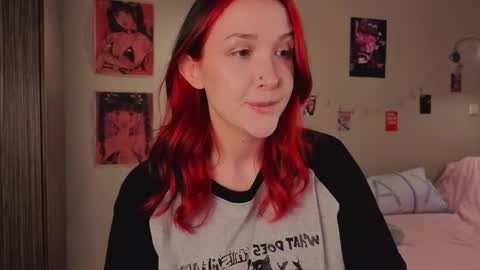 Snapshot of crystalblaze_ chatting on September 2025 08:13:01 PM Grace online show from September 2025 08:13:01 PM