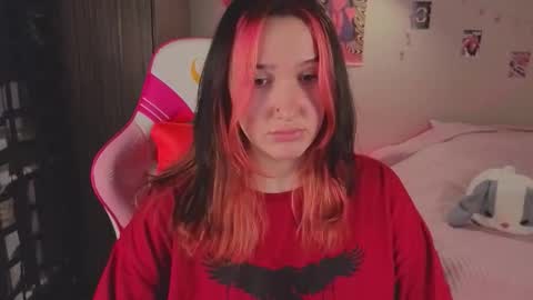 Snapshot of crystalblaze_ chatting on November 2025 09:02:02 PM Grace online show from November 2025 09:02:02 PM