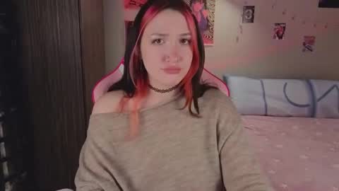 Snapshot of crystalblaze_ chatting on November 2025 08:36:02 PM Grace online show from November 2025 08:36:02 PM