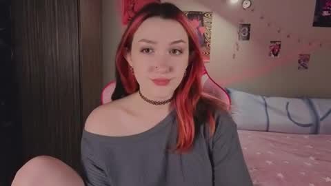 Snapshot of crystalblaze_ chatting on November 2025 08:41:01 PM Grace online show from November 2025 08:41:01 PM