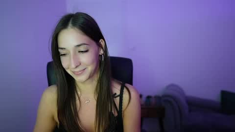 Crystalbrunette18 online show from May 2026 06:05:01 PM