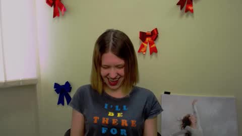 Snapshot of crystalgirl__ chatting on March 2025 11:29:02 AM Stella online show from March 2025 11:29:02 AM