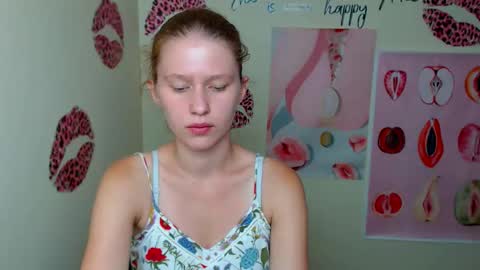 Snapshot of crystalgirl__ chatting on September 2025 11:54:02 AM Stella online show from September 2025 11:54:02 AM