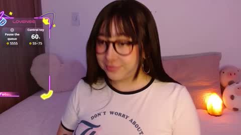 Snapshot of crystalitesq chatting on September 2025 12:47:01 AM Olivia online show from September 2025 12:47:01 AM