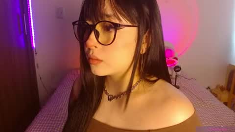 Snapshot of crystalitesq chatting on June 2026 01:14:01 PM Olivia online show from June 2026 01:14:01 PM