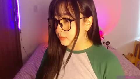 Snapshot of crystalitesq chatting on August 2026 01:47:02 PM Olivia online show from August 2026 01:47:02 PM