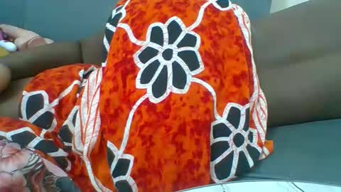 Snapshot of crystallgem chatting on February 2026 05:43:01 PM crystallgem online show from February 2026 05:43:01 PM