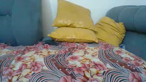 Snapshot of crystallgem chatting on February 2026 09:05:02 AM crystallgem online show from February 2026 09:05:02 AM