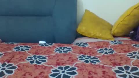 Snapshot of crystallgem chatting on February 2026 11:31:01 AM crystallgem online show from February 2026 11:31:01 AM