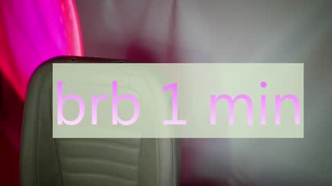 Snapshot of crystallkris chatting on December 2024 11:28:01 PM Kristina online show from December 2024 11:28:01 PM