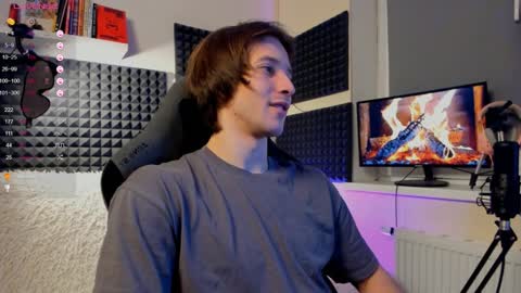 Crys online show from December 2024 10:57:02 PM