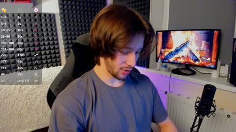 Crys online show from January 2025 08:32:02 PM