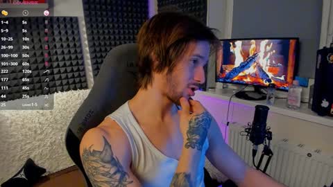 Crys online show from January 2025 09:14:02 PM