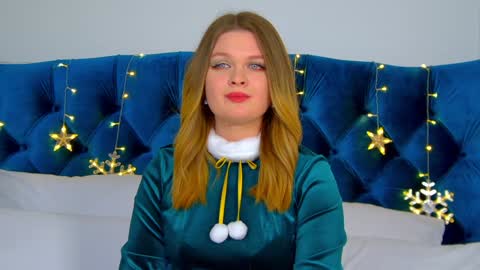 Snapshot of crystallyons chatting on December 2024 04:11:02 PM Crystal online show from December 2024 04:11:02 PM