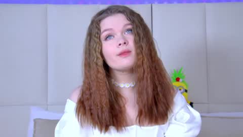 Snapshot of crystallyons chatting on February 2025 06:24:02 AM Crystal online show from February 2025 06:24:02 AM