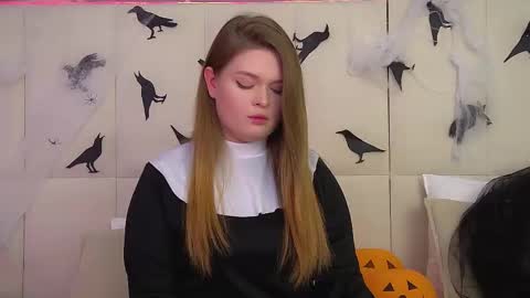 Snapshot of crystallyons chatting on October 2025 08:15:02 AM Crystal online show from October 2025 08:15:02 AM