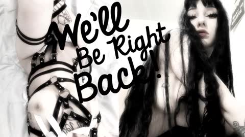 Snapshot of crystalsomnia chatting on January 2026 03:55:01 AM Sasha Make me moan with patterns good music here online show from January 2026 03:55:01 AM