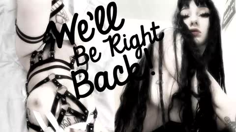 Snapshot of crystalsomnia chatting on February 2026 11:26:01 AM Sasha Make me moan with patterns good music here online show from February 2026 11:26:01 AM