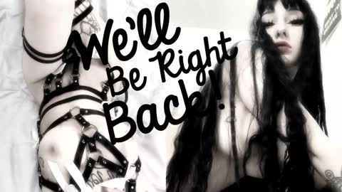 Snapshot of crystalsomnia chatting on February 2026 04:43:01 PM Sasha Make me moan with patterns good music here online show from February 2026 04:43:01 PM