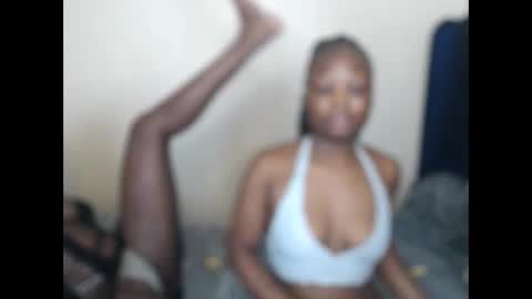 crystalxebony online show from November 2025 03:53:02 AM