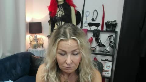 CrystalHotty online show from May 2026 04:52:02 AM