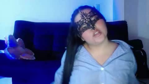 Crystel online show from March 2026 11:37:01 PM