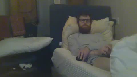 Snapshot of cs014g8493 chatting on December 2024 01:07:01 AM chris online show from December 2024 01:07:01 AM