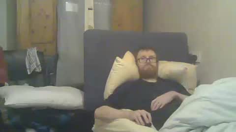 Snapshot of cs014g8493 chatting on September 2025 11:28:01 PM chris online show from September 2025 11:28:01 PM