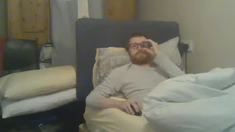 Snapshot of cs014g8493 chatting on November 2025 11:21:02 PM chris online show from November 2025 11:21:02 PM