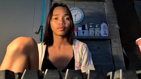 Lauren online show from November 2025 05:28:02 PM