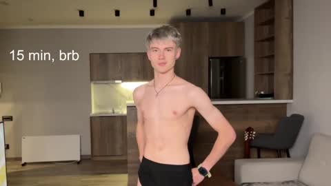 cubanitoleon online show from November 2025 08:20:01 PM