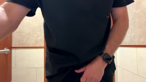 Cubantooo online show from July 2026 07:18:02 PM