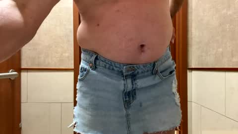 Cubantooo online show from July 2026 03:14:02 PM