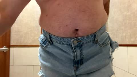 Cubantooo online show from July 2026 02:49:01 PM