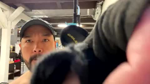 Snapshot of cubinheat chatting on November 2025 04:40:02 PM cubinheat online show from November 2025 04:40:02 PM